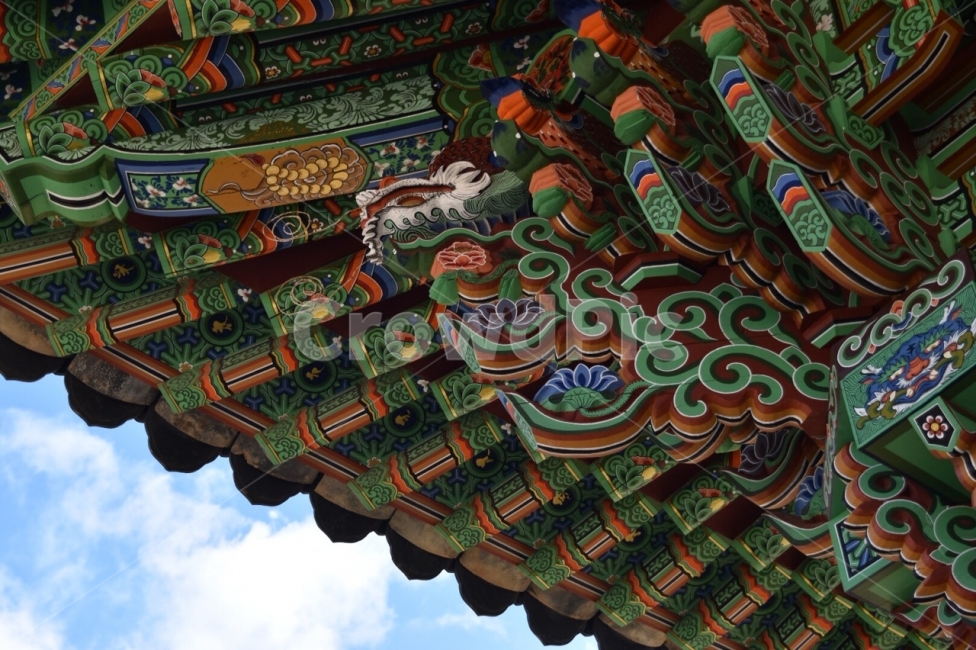 한국,종교,전통,불교,색채,colors,buddhism,religion,korea,east,asia,dragon,colorful,sky,house,traditional,한국전통,한국문화,korean traditional,korean culture,건축물,건물외관,exterior,building,structure,architecture,construction
