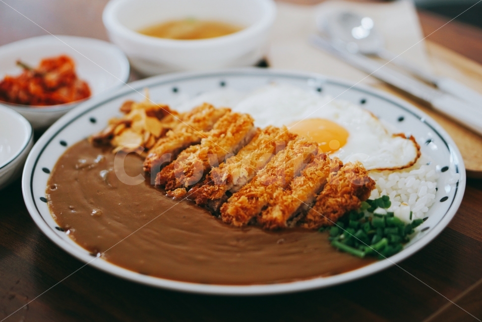 여행,travel,여행사진,국내여행,혼자여행,사진,배경사진,배경,이쁜사진,색감,색감좋은사진,통영,통영여행,음식,음식사진,카레,일본식카레,돈까스카레,돈까스,음식,식재료,요리,food,cook,meal,dishes,food reserves,육류,고기,meat,감성,sensible,feeling
