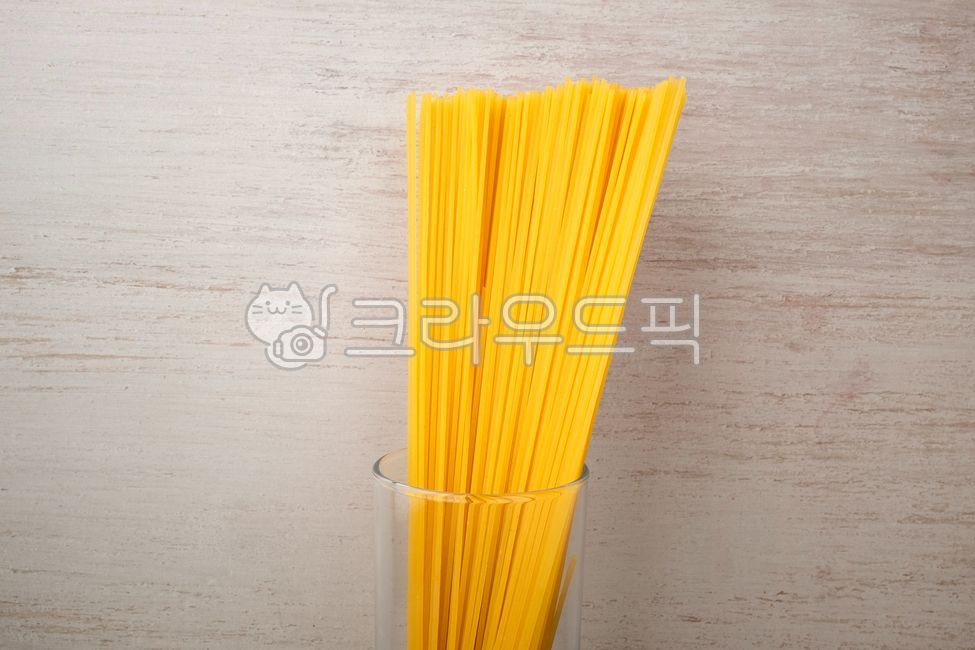 Italian culture,ingredient,yellow,raw,noodle,food,Stiff,meal,flour,pasta,grocery,Food Ingredients,ingredients,spaghetti noodles