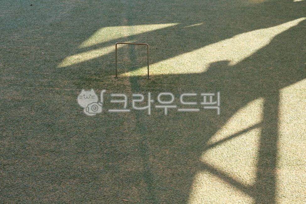 ball,work out,gate ball,shadow,light,cheek,Gateball court,floor,gateball,Playground