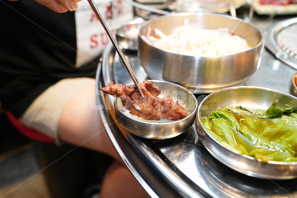 한우,소고기,식사,음식,구이,먹거리,한식,육류,육식,술안주,안줏거리,푸드