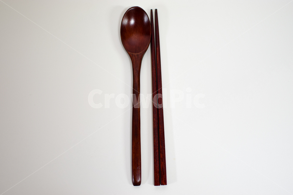숟가락,젓가락,옻,배경,흰색,나무,스푼,오브젝트,세트,식기,전통,한국,선물,목공,사물,물건,오브젝트,thing,object,matter