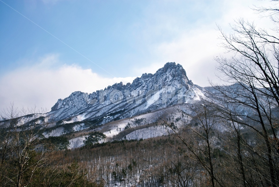 산,겨울,눈,속도,설악산,mountain,winter,snow,speed,mtseorak,겨울,계절,winter,season,자연,풍경,nature,landscape,outdoors,옥외,mountain range,산맥