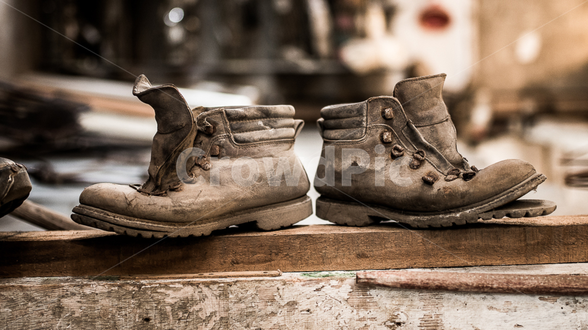 retro,레트로,실내장식,구두,먼지,오래된,낡은,shoes,복고풍의,복고,clothing,의류,의복,footwear,신발류,빈티지사진,빈티지느낌,빈티지감성,vintage