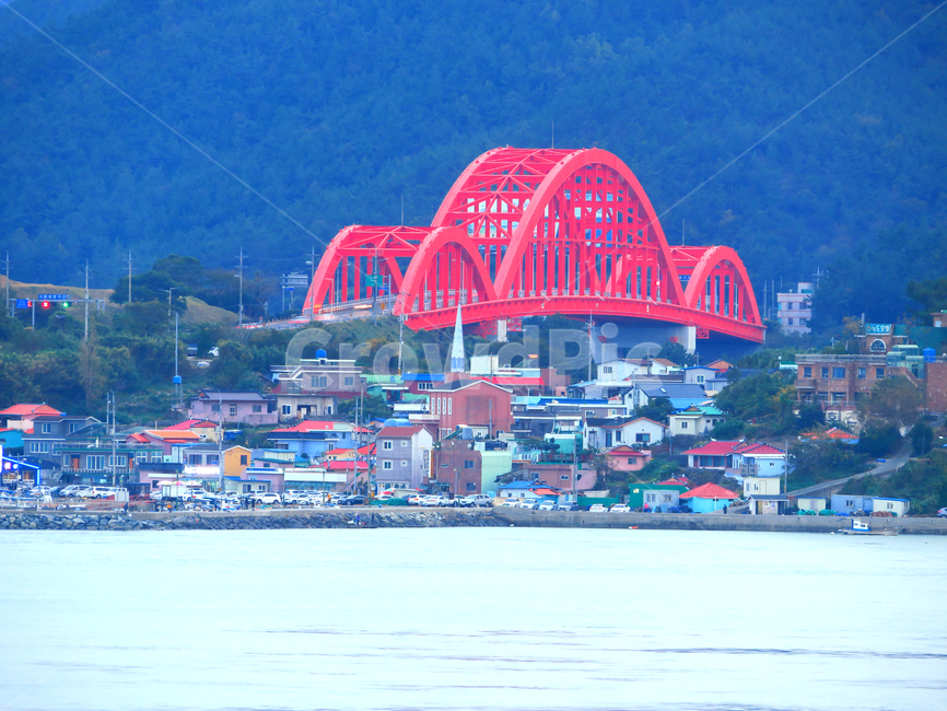 건물,architecture,건축물,bridge,다리,building,아치,교량,섬,바다,삼천포대교,랜드마크,교통,토목기술,시골,마을,풍경,landscape,country,rural,town