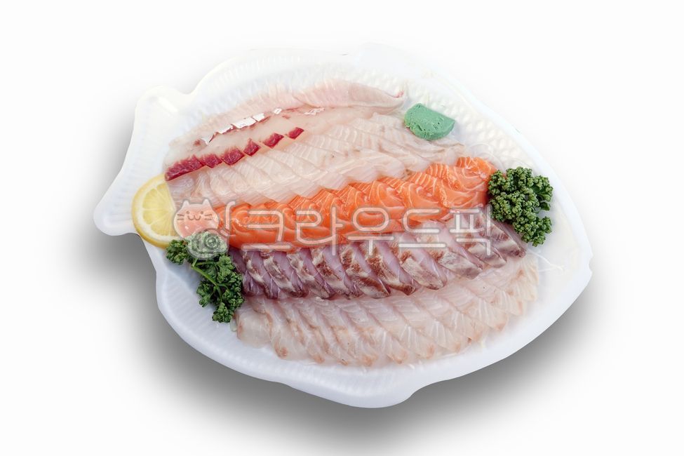 assortedsashimi,white background,episode,plate,ingredients,cooking,seafood,flatfish,aquaticproducts,cuisine,Rockfish,food,disposable,market,whitebackground,mullet,background,Assorted raw fish,sashimi,Flatfish