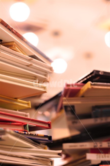 책,books,책들,book,책정리,정리,arrange,정리하다,쌓다,그림책,동화책,많은,many,object,사물,물건,교육,학교,공부,education,learning,study,school