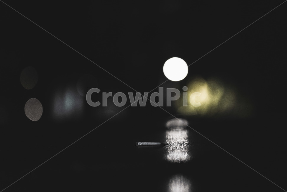 night view,cigarette,cigarette butts,night,smoke,bokeh,dark,trash