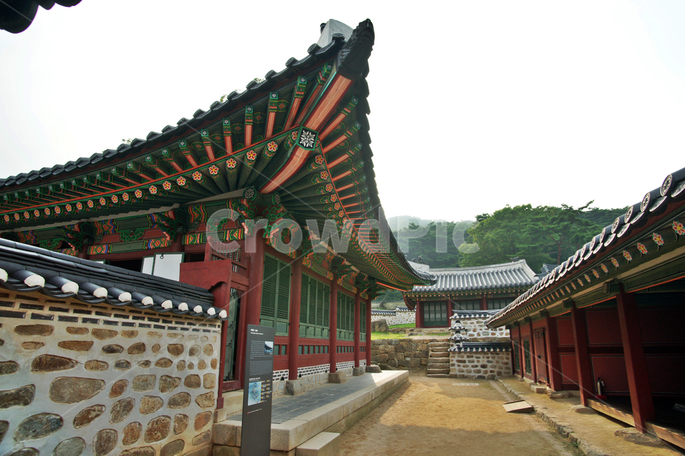 행궁,남한산성,전각,조선시대,인조,돌담,처마,쪽문,단청