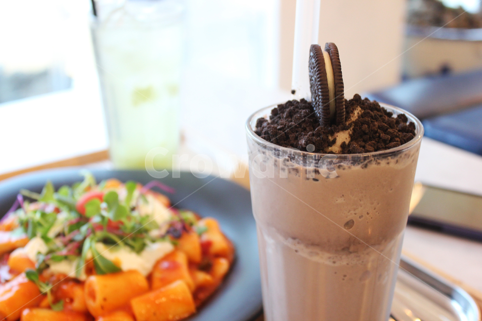 떡볶이,브런치,음식,요리,맛있는,분위기,쿠키앤크림,음료수,drink,beverage