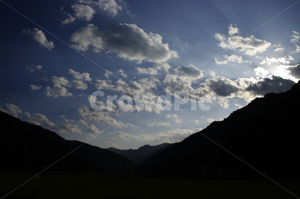 구름,하늘,빛,산,풍경,자연,풍경,nature,landscape,weather,날씨,outdoors,옥외,cloud,cumulus,적운,sky,mountain range,산맥,mountain