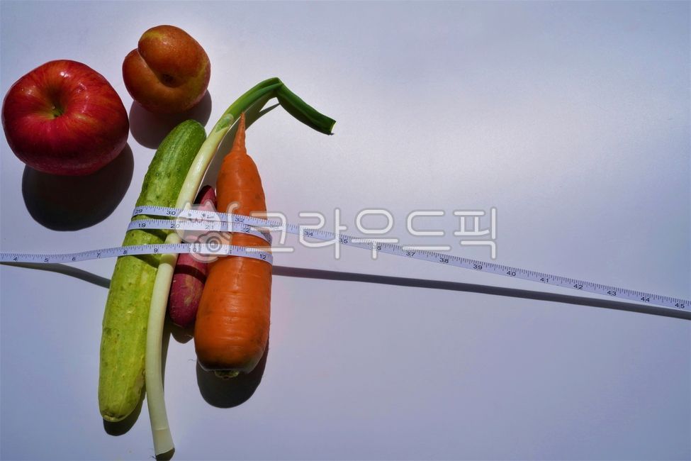 sweet potato,cucumber,fruit,slim,food ingredients,green onion,vegan,vegetables,vegetarianism,apple,healthy food,vegetarian,diet,carrot