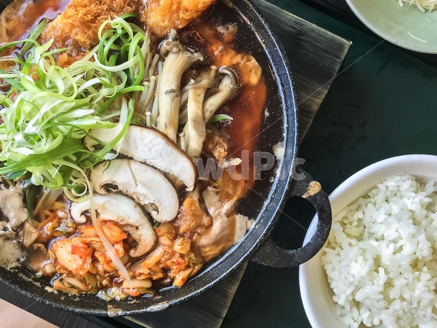 음식,나베,김치카츠나베,돈까스,일식,밥,음식,식재료,요리,food,cook,meal,dishes,food reserves