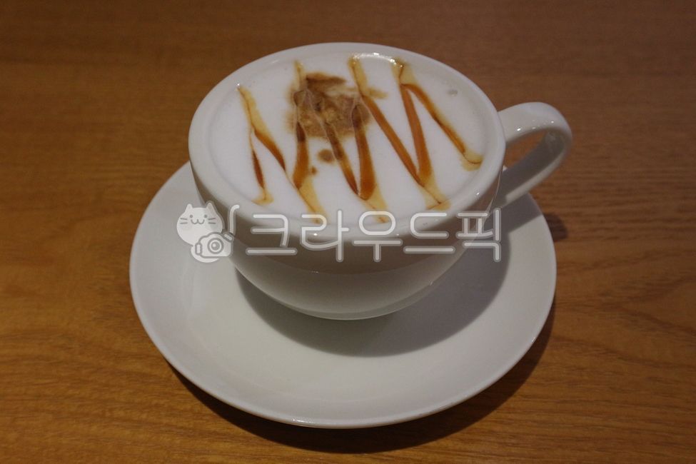 Caramel Macchiato,cafe,coffee,beverage