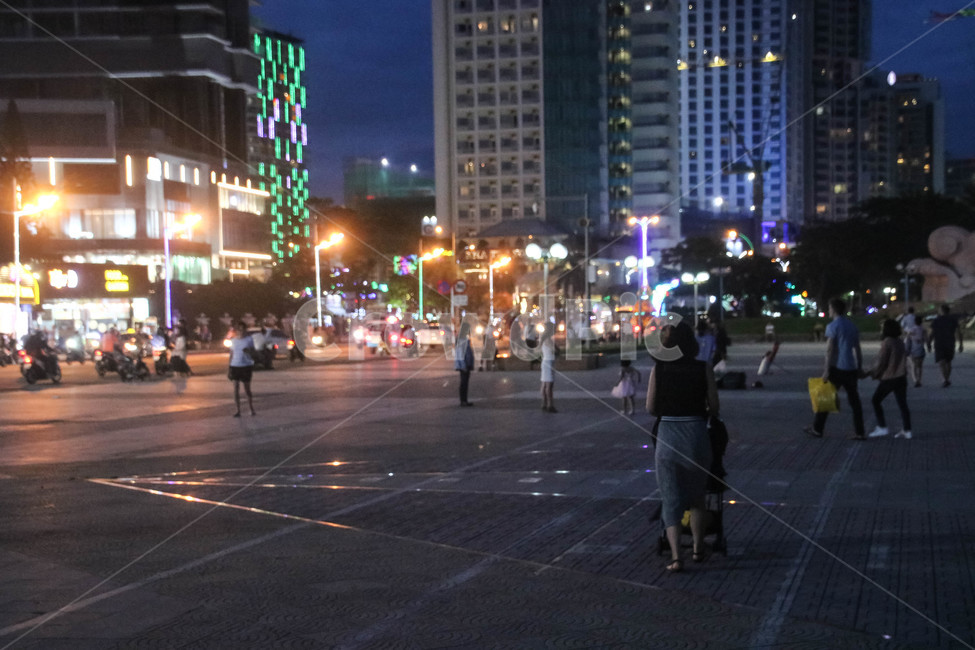 야경,야시장,nightmarket,nightview,보행자,도로,metropolis,중심지,road,pedestrian,건축물,architecture,사람,human,인간,downtown,도심,도시,town,건물,city,시티,urban,어반,building