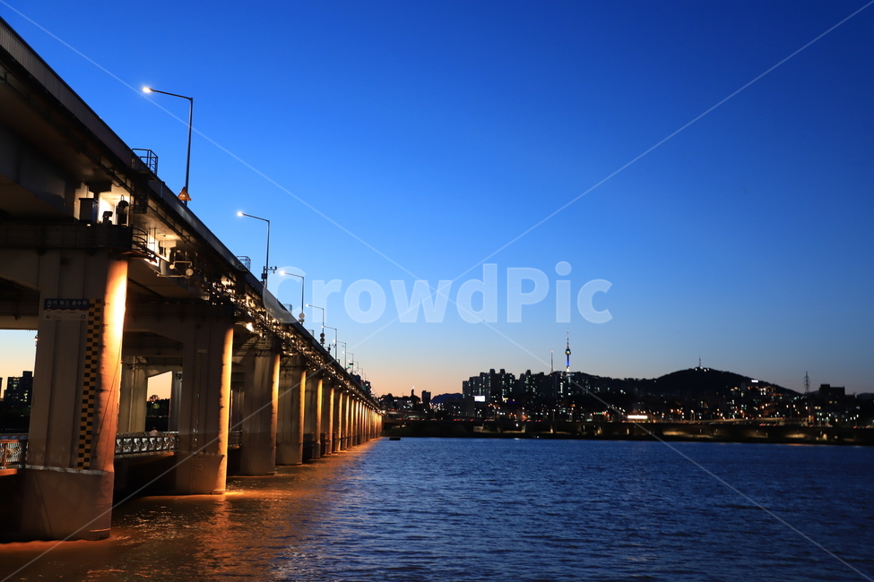 반포대교,서울,한강,다리,배경,풍경,야경,교각,야경,밤,풍경,nightscape,night,landscape