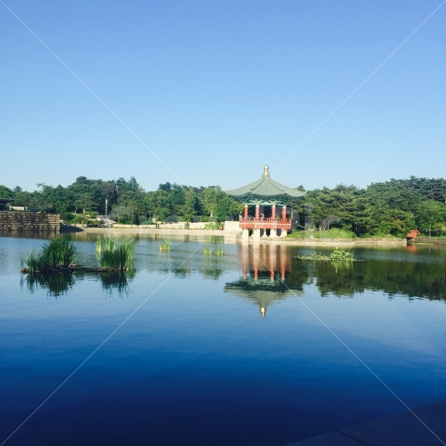 sky,still,nature,natural environment,tree,clear,reflected,sperm,water,korea,blue,Hanok,background,Quiet,Wallpapers,lake