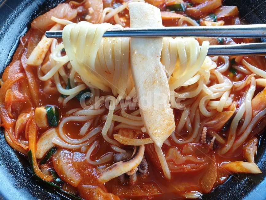 짬뽕,중국요리,중화요리,식사,메뉴,요리,레시피,recipe,맛집,누들,noodle,food,음식,얼큰한,얼큰하다,국물,얼큰한국물,시원한국물,해물,젓가락,meal,dish