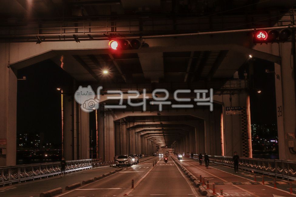 night view,road,redlight,red light,bridge,nightview,jamsu bridge,traffic light