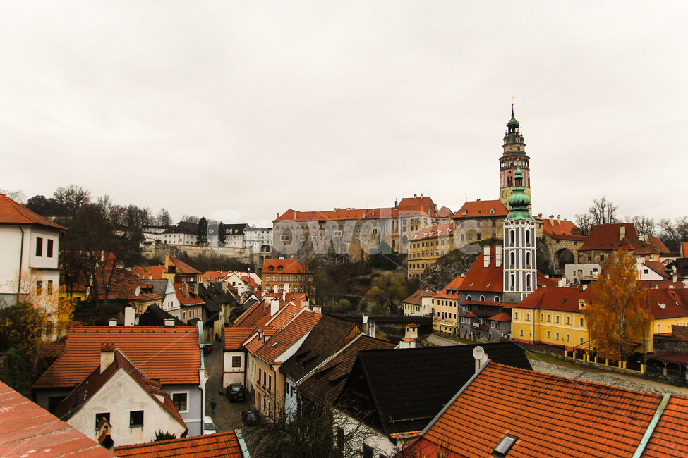 체코,프라하,praha,prague,유럽,동유럽,체스키,체스키크롬로프,나무,건물,건축물,여행,프라하풍경,해질녘,유럽사진,프라하성,겨울,계절,winter,season,도시,city,landscape,랜드마크,landmark,tourist,attraction,해외,외국,세계,foreign,oversea,world,도시풍경,해외도시풍경,외국도시풍경,cityscape,세계랜드마크,해외랜드마크,외국랜드마,크worldlandmark,worldtourist,감성,sensible,feeling,색깔,색상,색채,색감,colo,rsense,color,sensitivity,feelingofcolo,주택,집,체스키크로믈로프,유럽여행,동유럽여행,여행지,관광,관광지,지붕,올드타운,중세,아름다운,동화마을,동화,붉은,주황색,구시가지,붉은지붕,여행사진,sense,colorsensitivity,feelingofcoloroutdoors,옥외,경치,nature,자연,roofscenery,도시,풍경,city,landscape,해외,외국,세계,foreign,oversea,world,세계도시풍경,해외도시풍경,외국도시풍경,world cityscape,roof,지붕