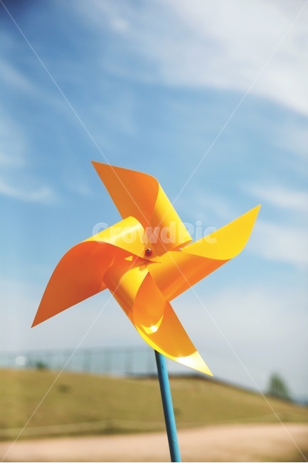 바람개비,하늘,색감,봄,희망,감성,sensible,feeling,사물,물건,오브젝트,thing,object,matter