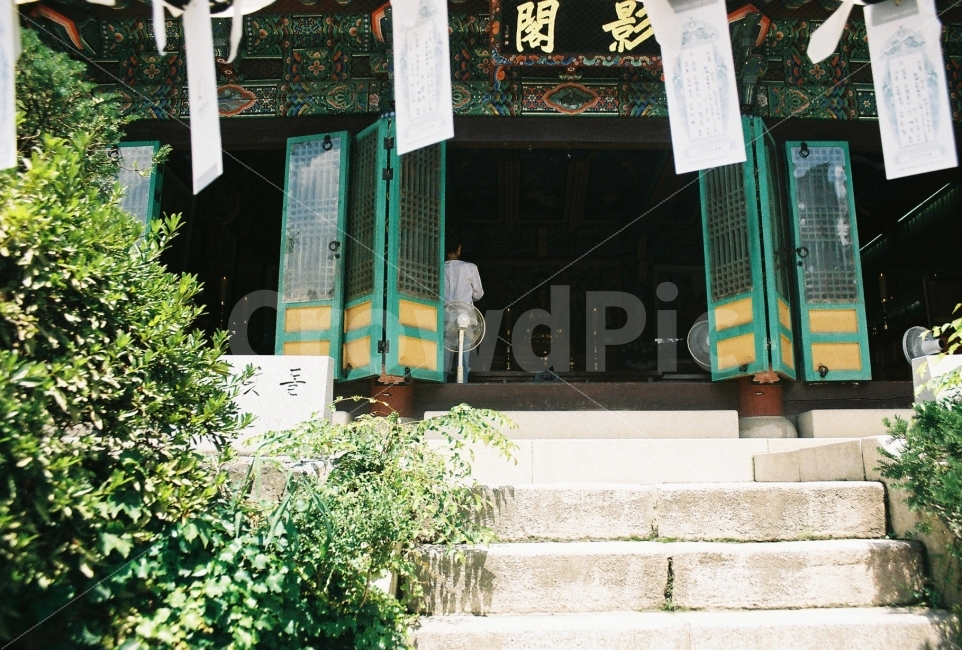 븡은사,절,염원,기도,여름,종교,신앙,religion,belief,faith,사람,인물,인간,human,person