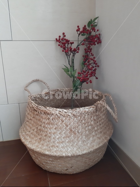 basket,바구니,라탄바구니,꽃,인테리어,인테리어,실내디자인,interior design