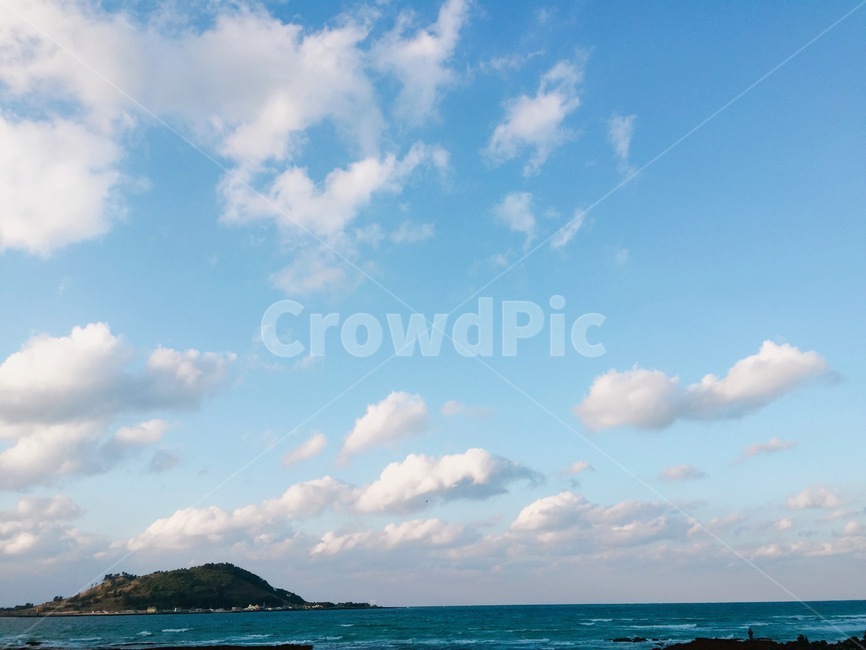 제주도,바다,자연,하늘,풍경,섬,초록바다,힐링,마음,구름,비행기,자연,풍경,nature,landscape,한국자연풍경,한국자연경관,korea nature landscape,제주도,jeju,jeju island,land,땅,outdoors,옥외,ocean,대양,water,물,sea,shoreline,해안선