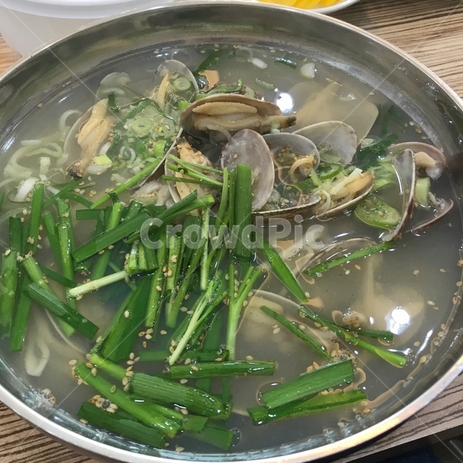 칼국수,국수,바지락칼국수,바지락,조개칼국수,면,면요리,국물,조개,조개요리,cook,food,shellfish,clam,kalguksu,tapes,부추