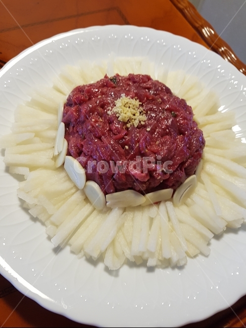 육회,배,yukhoe,koreanstylerawbeef,beeftarta,음식,식재료,요리,food,cook,meal,dishes,food reserves,육류,고기,meat