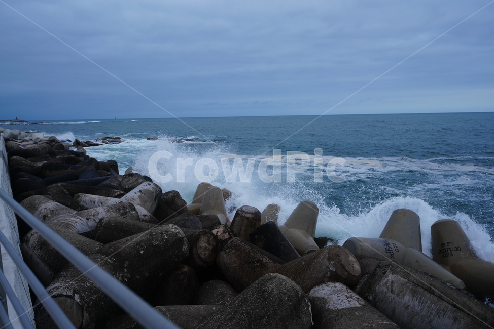 바다,풍경,파도,파랑,방파제,색감,blue,sea,water,하늘,sky,바닷가,자연,풍경,nature,landscape,물,ocean,대양,outdoors,옥외