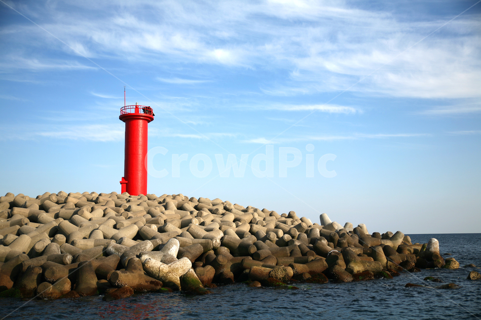 제주,성산항,등대,방파제,바다,하늘,바닷가,해안,빨간등대,자연,풍경,nature,landscape,한국자연풍경,한국자연경관,korea nature landscape,등대,lighthouse,제주도,jeju,jeju island,building,건물,architecture,건축물,tower,탑