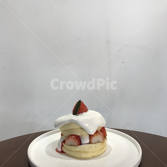 디저트,dessert,케이크,딸기케이크,cake,딸기,strawberry,팬케이크,크림,cream,배경화면,pancake,디저트,간식,후식,dessert,snack