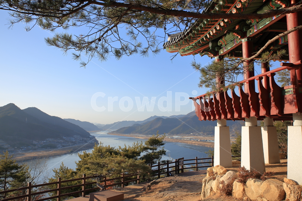 building,architecture,temple,신전,shrine,신사,worship,예배,한국,건축,한국전통,정자,풍경,건물,임경대,건축물,역사,한국전통건물,하늘,나무,한국건축,목조건물,한국풍경,강,강물,소나무