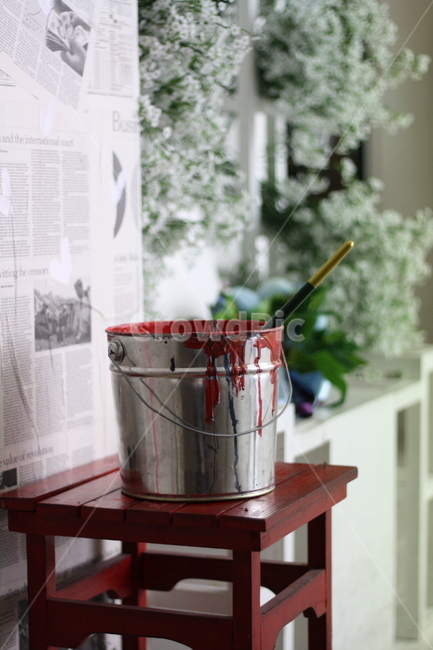 container,tray,steel,color,paint brush,use,paint,used,matter,remove,interior,can,tin can,diy,paint can,design,write,brush,barrel,art,work,old,pigment,equipment,handle,waterbased paint,bucket,painting,background,empty can,iron,indoor,selfinterior,roller,th