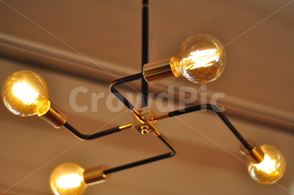 카페,조명,전구,필라멘트,인테리어,천장,cafe,light,lightbulb,electriclightbulb,filament,interior,인테리어,실내디자인,interior design