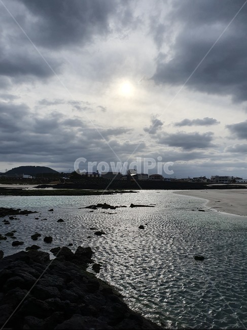제주,제주도,jeju,김녕해수욕장,바다,자연,풍경,흐린하늘,구름,태양