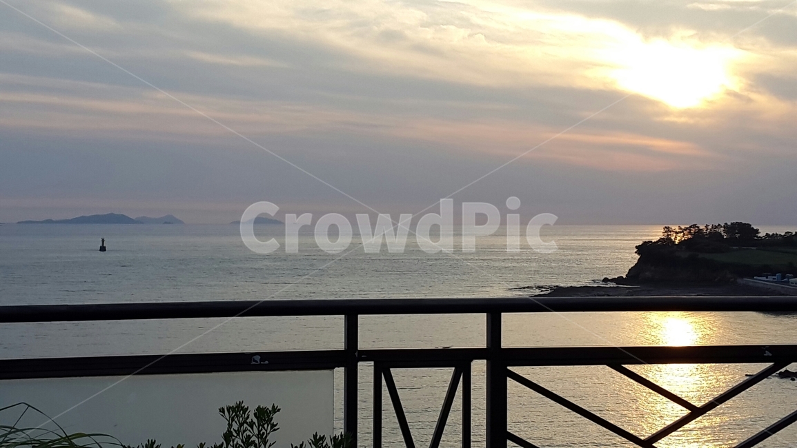 바닷가,변산반도,파도,모래사장,바다풍경,바다,부표,수평선,바닷물,섬,바다노을,저녁노을,저녁바다