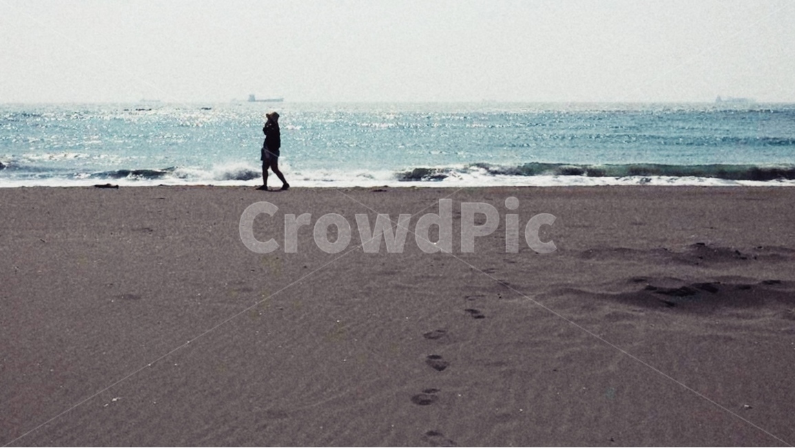 바다,여행,인물,풍경,발자국,실루엣,모래사장,바닷가,해변,바다,beach,sea,사람,인물,인간,human,person,인물실루엣,사람실루엣,character silhouette,human silhouette,여행,휴가,traveling,vacation,trip
