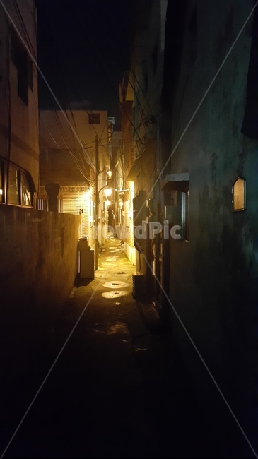밤,길,골목,골목길,가로등,어둠,적막,walkway,보도,path,통로,골목길,alley