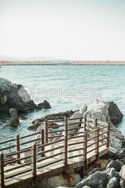 summer sea,emerald color,Summer Vacation,emerald sea,Observatory,summer,mountain climbing,summer day,rock,Beach,ocean,vacation