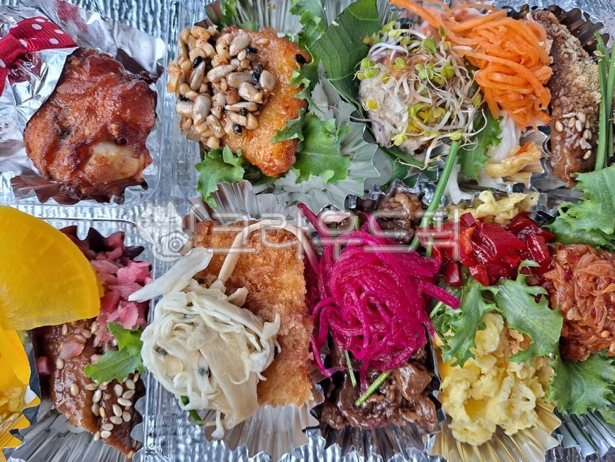 도시락,초밥,당근초밥,비트초밥,장어초밥,돈까스초밥,lunchbox,sushi,carrotsushi,beetsushi,eelsushi,porkcutletsushi