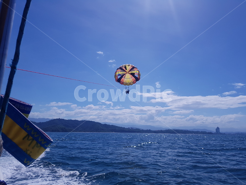 레저활동,페러글라이딩,모험,바다,여름,sky,sea,boat,paragliding,sport,adventure,leisureactivity,cloud,summer,스포츠,레저,운동,sports,leisure,exercise
