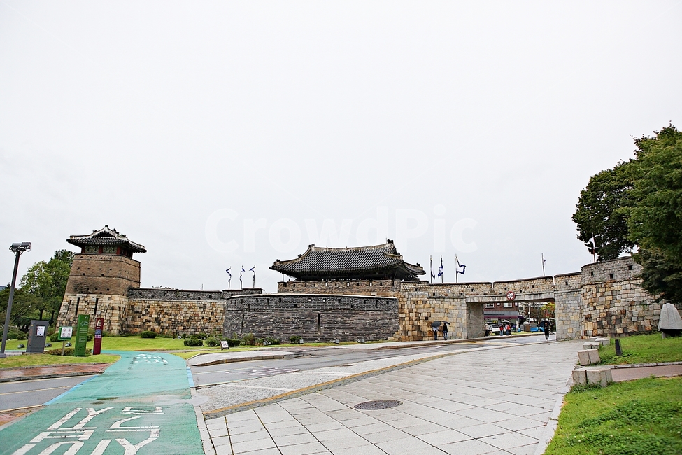수원화성,성,성곽,길,둘레길,자연,풍경,벽,방어벽,담,돌담,가을,전통,흙담,한국전통,한국문화,korean traditional,korean culture