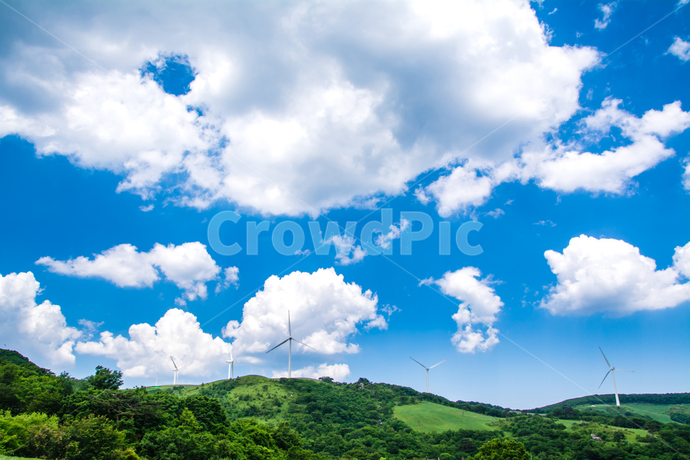 대관령,풍력발전기,산,구름,강원도,자연,풍경,nature,landscape,산업,industry,industrial,에너지산업,energy industry,outdoors,옥외,sky,하늘,azure sky,푸른 하늘