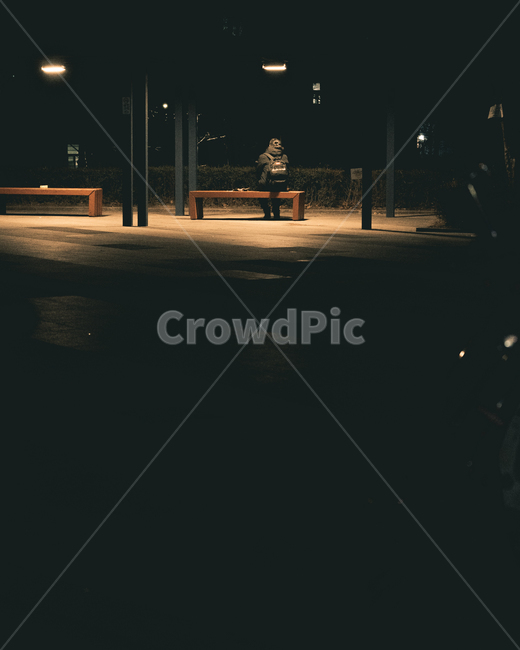 고독,city,도시,공원,벤치,사람,human,도시풍경,아련함,야경,밤,풍경,nightscape,night,landscape,고독함,외로움,쓸쓸함,우울함,슬픔,lonely,solitary