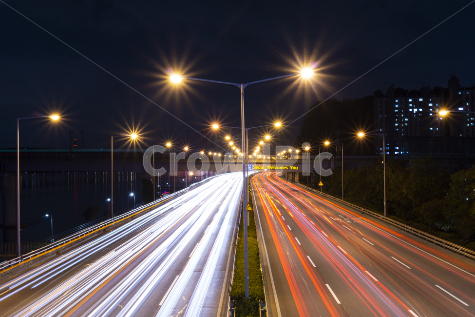 lighting,서울야경,야경,경치,풍경,nightscape,nightview,landscape,빛,light,서울,조명,가로등,밤,하늘,sky,afternoon,한국,아시아,asia,korea,road,도로,freeway,고속도로,highway,궤적,가양,architecture,한국도시,도시,한국도시경관,아파트,빌딩,building,푸른빛,flare,플레어,streetlamp,streetlight,seoul,metropolis,중심지,야경,밤,풍경,nightscape,night,landscape,교통,교통수단,traffic,transportation