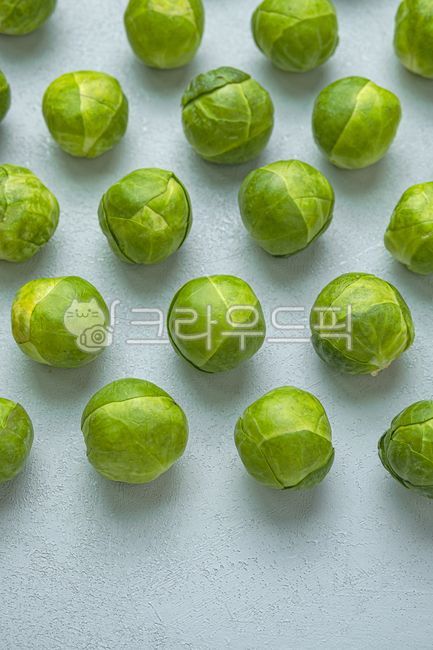 mini cabbage,cabbage,vegetable,Brussels Sprouts,food,Food Ingredients,ingredients,fresh food,fresh,organic