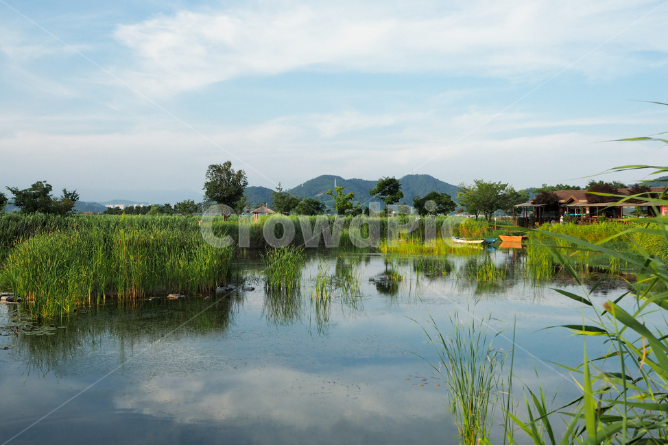 자연,호수,하늘,구름,풀,나무,반영,배,nature,lake,sky,cloud,grass,tree,reflection,ship,자연,풍경,nature,landscape,해외,외국,세계,foreign,oversea,world,세계자연풍경,해외자연풍경,외국자연풍경,world nature landscape,water,물,outdoors,옥외,land,땅,pond,못