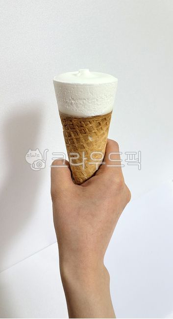 yogurt,ice cream cone,Ice Cream Waffle,snack,milk ice cream,cone,ice cream,waffle,vanilla ice cream,icecreamwaffle,yogurticecream,vanilla,milkicecream,Yogurt Ice Cream,wafflecone,cream,waffle cone,delicious,icecream,vanillaicecream,dessert,icecreamcone,sw